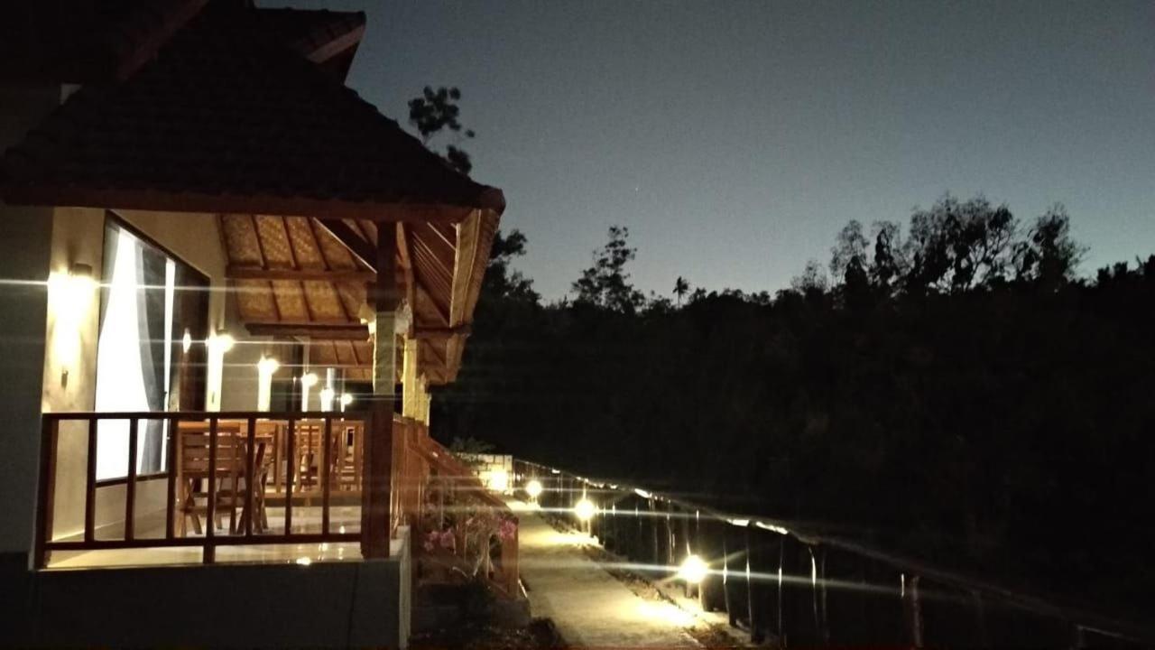 Vina Holiday home *